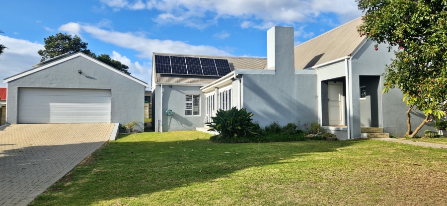4 Bedroom Property for Sale in Bredasdorp Western Cape